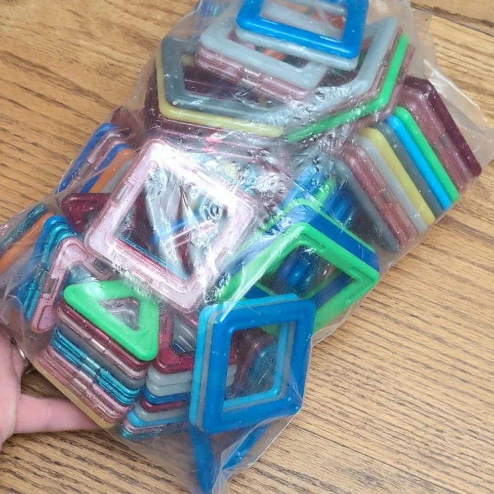 Magnetic Building Tiles Squares Triangles Translucent Plastic Toy Set Bag